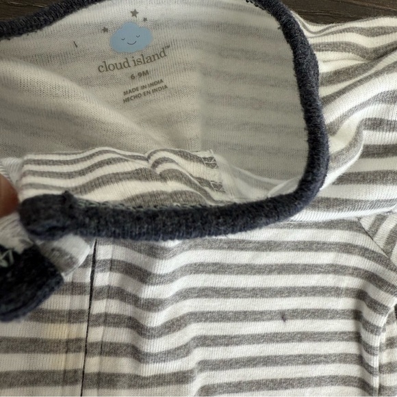 Baby Onesies and Sweater Bundle - Picture 2 of 14